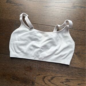 Vuori inversion ribbed sports bra